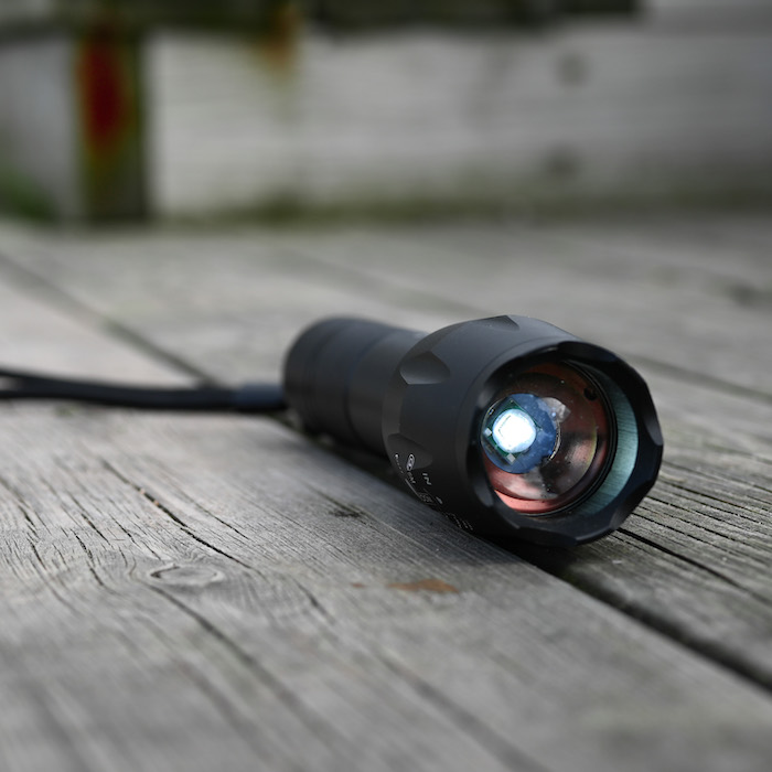 LED-Taschenlampe - Wiederaufladbar (USB)